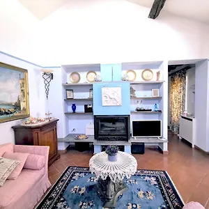 Wonderful Penthouse In The Heart Of Milan